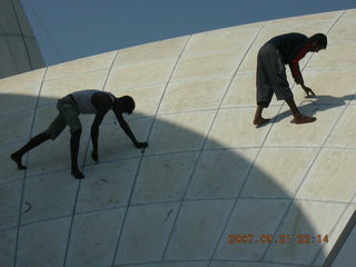 Bahai Lotus Temple, Delhi - workmen on the roof
