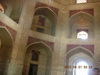 254 69h. Humayun's Tomb, Delhi - indoor arches