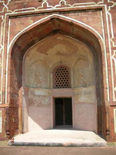 266 69h. Humayun's Tomb, Delhi - arch and doorway