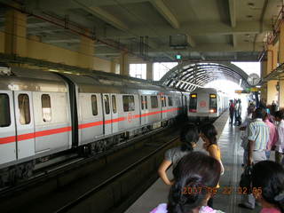 134 69j. Delhi Metro