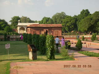 190 69j. Red Fort, Delhi