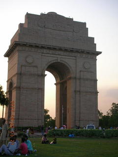 225 69j. India Gate, Delhi