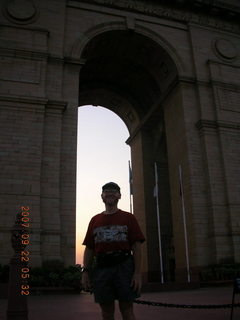 230 69j. India Gate, Delhi - Adam in silhouette