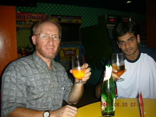 124 69k. Adam, Anand - India