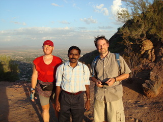 653 6af. Camelback hike - Adam, Benoy, Bernhard