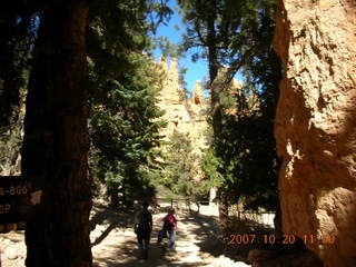 Bryce Canyon - Peek-a-boo loop - Adam