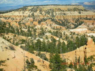 Bryce Canyon - hole in rock