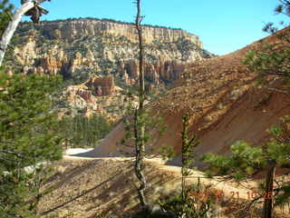 Bryce Canyon - Fairyland trail - Tower Bridge