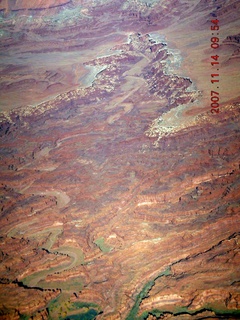 87 6be. aerial - Canyonlands
