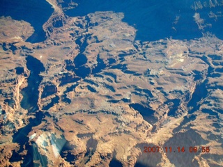 95 6be. aerial - Canyonlands