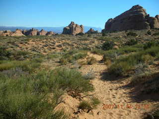 121 6be. Arches National Park - Devils Garden hike