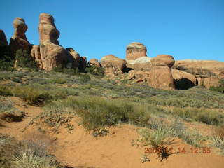 122 6be. Arches National Park - Devils Garden hike