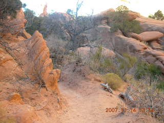 153 6be. Arches National Park - Devils Garden hike