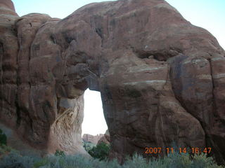 286 6be. Arches National Park - Devils Garden hike