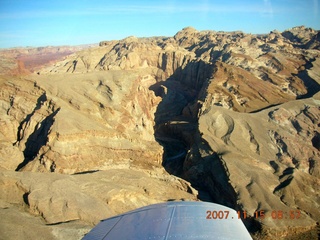 104 6bf. Flying with LaVar Wells - approach canyon to Hidden Splendor (WPT660) - aerial