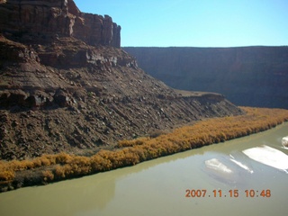 144 6bf. Flying with LaVar Wells - Green River canyon - aerial