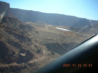 147 6bf. Flying with LaVar Wells - Green River canyon - aerial