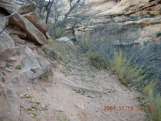 324 6bf. Moab - Negro Bill Trail