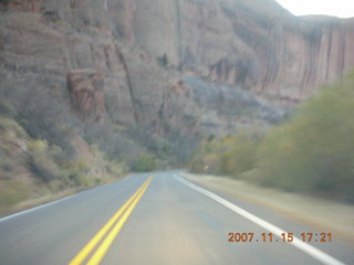 352 6bf. Moab - route 128
