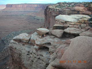 77 6bh. Canyonlands National Park - Grand View Overlook