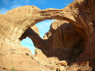 70 6bj. Arches National Park - Double Arch