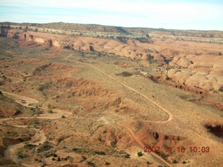 84 6bj. aerial - Canyonlands
