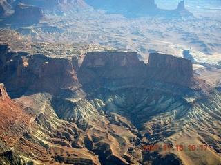 93 6bj. aerial - Canyonlands