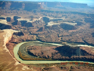 101 6bj. aerial - Canyonlands