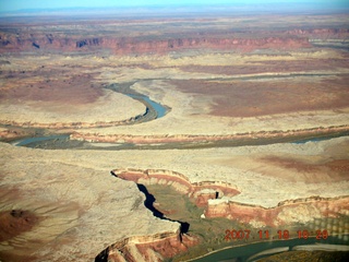102 6bj. aerial - Canyonlands