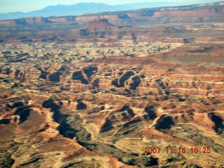 124 6bj. aerial - Canyonlands