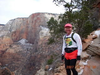 61 6cv. Zion National Park - Angels Landing hike - Adam