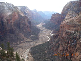 67 6cv. Zion National Park - Angels Landing hike - view from the top