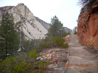 134 6cv. Zion National Park - West Rim trail