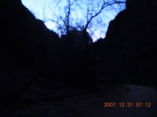 6 6cx. Zion National Park - moonlight River Walk