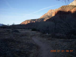 47 6d1. Zion National Park - sunrise Watchman hike