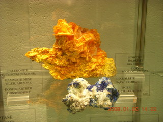 Tucson - science museum  minerals