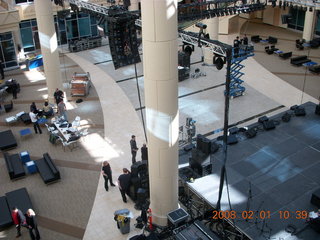2422 6e1. Galleria preparing for SuperBowl celebration