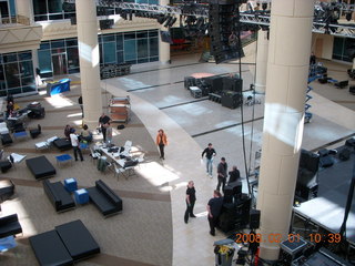 2423 6e1. Galleria preparing for SuperBowl celebration