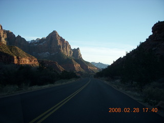 165 6eu. Zion National Park - road at sunset