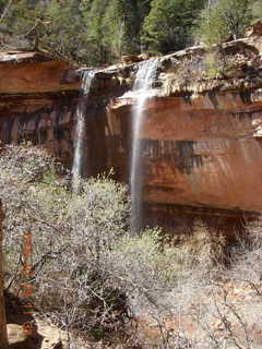 49 6ev. Zion National Park - Emerald Ponds hike - waterfall