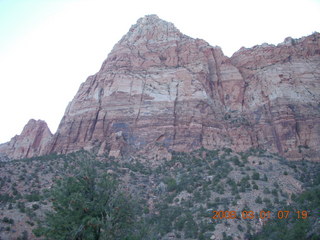 19 6f1. Zion National Park - Watchman hike