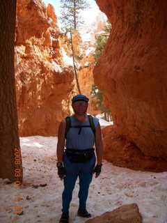 314 6f1. Bryce Canyon - Navajo Loop hike - Adam