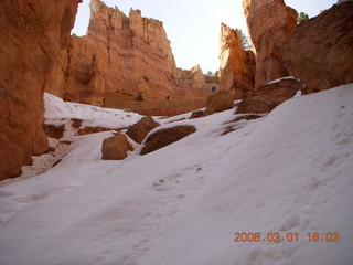 326 6f1. Bryce Canyon - Navajo Loop hike