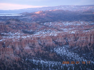427 6f1. Bryce Canyon - sunset at Bryce Point - glowing mountains