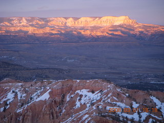 429 6f1. Bryce Canyon - sunset at Bryce Point- glowing mountains