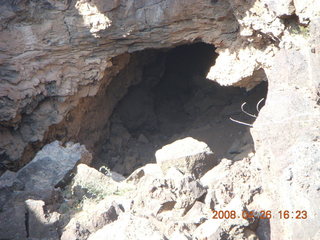 137 6gs. Snow Canyon - Lava Flow trail - cave