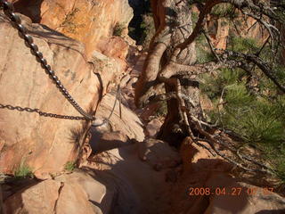 22 6gt. Zion National Park - Angels Landing hike - chains