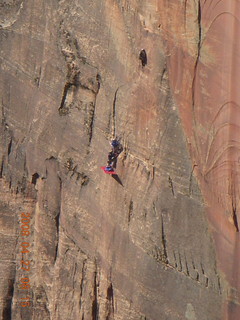 69 6gt. Zion National Park - Angels Landing hike - sheerface with climbers
