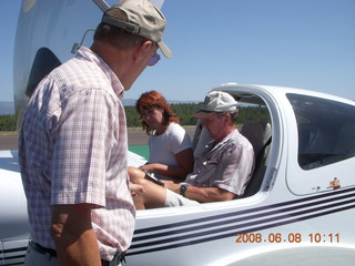 Diamond airplane at Payson - Kim and Ken Calman