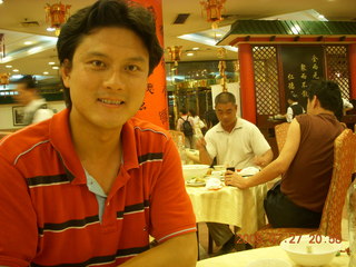 21 6kt. restaurant in Shanghai - Jacky
